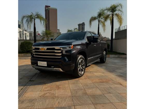 CHEVROLET SILVERADO 5.3 V8 GASOLINA 1500 HIGH COUNTRY 4X4 AUTOMÁTICO